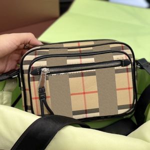 Designer Vintage Check Mens Camera Bags TB London Crossbody Shoulder Bags Nylon Canvas Womens Plånböcker Handväskor Kopplingsväskor