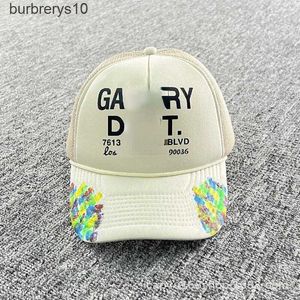 Ball Caps GP Street Trends dipinti a mano Vai con tutto Graffiti Mesh Trucker Caps Casual Alphabet Berretti da baseball Summer galleryes dept