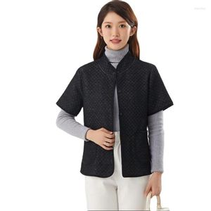 Kvinnorjackor Spring Autumn Jacket Women 2023 Loose Fashion Cotton Tyg Topp Half Sleeve Coats Pure Color Covered Button Coat Kvinna