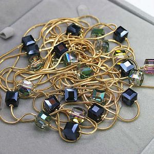 Hänge halsband Nya Europa mode kristall smycken tillbehör österrikisk pärla lång halsband tröja kedja hängen för kvinnor 230613