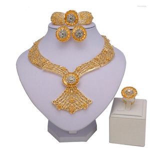 Серьги ожерелья наборы фантастика Dubai Gold Designer Jewelry Оптовые нигерийские свадебные аксессуары мода африканские бусинки STRE22