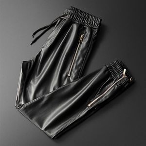 Thosine Brand Men Leather Pants Superior Quality Elastic Midje Jogger Pants Picks Pockets Faux Leather Trousers Pencil Pants 201313d