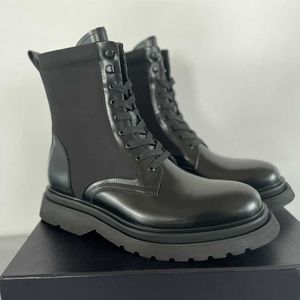 Designer-Männer-Knöchel-Martin-Kampfstiefel aus Leder, Luxus-Plateau-Wedges, Schnürung, runde Zehen, Blockabsätze, flache Stiefeletten, Herbst-Winter-Outdoor-Trainer, EU38–46