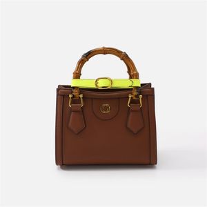 5A Top Bambus-Einkaufstasche, Einkaufstaschen aus Leder, Designermarke, modischer Schultergurt, klassische Einkaufstasche mit einem Griff, Buchstabe, großer Knopfkapazität