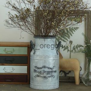 Jarrones de dos asas Vintage Made Old Tin Milk Can Pail Flower Barril Decoración Comestibles Jardín Hierro Floor Pot Jarrón Northern Europe x0630