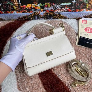 Designer Mini Handväskor SilverShoulder Bag Women 10a Mirror Quality Square Handväska Luxury Leather Vintage Crossbody Messenger Lady Pures