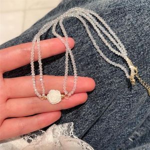 Pendant Necklaces Geometric Acrylic Beaded Necklace For Women Exquisite Double Layer Chain With White Rose Chic Trendy Jewelry