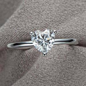 Cluster Rings IOGOU 2023 Minimalism 925 Sterling Silver Heart Shaped Cut 1.0 Moissanite Diamond Wedding Ring For Women Engagement Jewelry