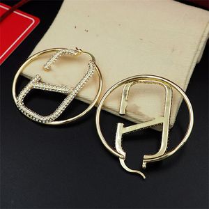 Designer Stud Earring V Logo Charm Pearl Earring Women Luxury Metal Earring Jeweler Woman Gift Fashion Hoop Jewelry A1VF60