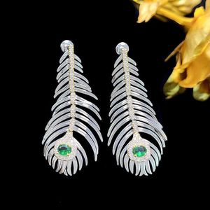 Charm Light Luxury Platinum Metal Feather Earrings for Women with Exaggerated Personalized Design and Advanced Sense New 230630