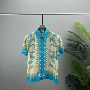 New Fashion Hawaii Blumendruck Strandhemden Herrendesigner Seide Bowling-Hemd Casual Hawaiian Shirts Herren Sommerbluse Kurzarm Lose M-3xl WR21