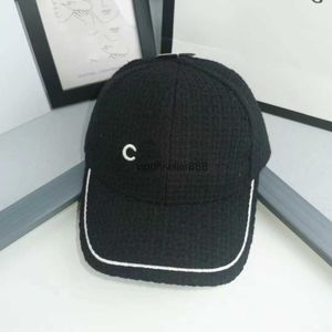 Черно -белый бейсбольный дизайнер дизайнер повседневной унисекс шляпа роскошная мода Женщины мужчины Каскетт вмешивались в шляпы женщин Beanie D2109296HL