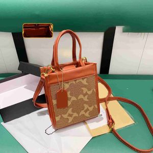 Vogue Deals CA The Tote Bag Luxury Designer Bags Letter Print Shoulder Bags Book Women Mini Tots Crossbody Bags Trend Lady Purse Hand Bags Wallet 230201