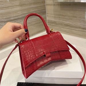 Black leather designer handbag hourglass womens bags crocodile patterned leather party 2 size fashion shoulder bag mens fashion simple cool popular