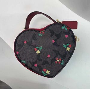 Vogue deals CA Heart -shaped Designer Bag Chain Shoulder Bags Women Zipper Crossbody Bags Heart-Square Wallet For Woman Tote Bag Clutch Strap Purse 230201