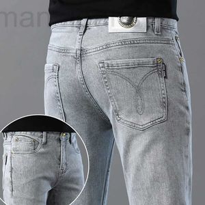 Herr jeans designer 2023 high-end jeans mäns smala smala fit byxor modemärke mångsidiga byxor tunna vår sommarljus grå tdcs