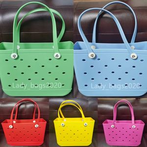 Mulheres Designer Eva Bogg Bag Bolsas de Praia Luxo Verão Hole Tote Grande Compras Moda Cesta de Plástico Lady Storage Lavável Grande Silicone Bog Bolsa Eco Jelly Candy