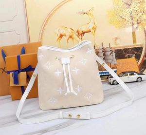 Torba damska tegoroczna nowa moda luksusowa torby designerskie torby na wiadro torba na jedno ramię na drutach łuk moda