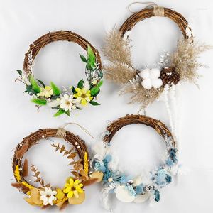 Decorative Flowers Easter Christmas Eucalyptus Leaf Vine Stripe Front Door True Flower Dry Wreath Wholesale Indoor Store Wall Decoration