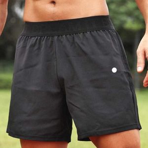 شورت Lulu Men Yoga Sports Shorts في الهواء الطلق للياقة الجافة السريعة لولوليمنس صلبة ألوان غير رسمية ربع بانت لوليوسس أزياء