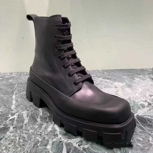 Stivali da combattimento in pelle da uomo Martin alla caviglia Scarpe con plateau di lusso Zeppe Stringate Punta tonda Tacco largo Stivaletti piatti Autunno Inverno Scarpe da ginnastica all'aperto EU38-46