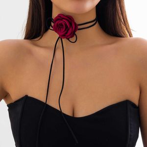 Pendant Necklaces Elegant Big Flower Choker Necklace for Women Trendy Ladies Long Knotted Rope Chain 2023 Fashion Jewelry on Neck Collar 230613