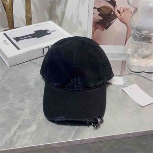 العلامة التجارية الكلاسيكية الحديد الخاتم النساء القبعات القبعة قابلة للتعديل Hatband Baseball Cap للذكور قبعات الشوارع الأزياء Casquette 2 ألوان