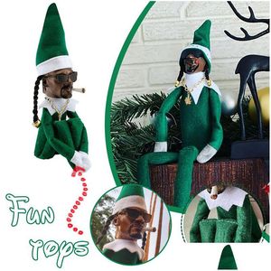 Dekoracje świąteczne Snoop na The Stoop Elf Doll Spy A wygięte zabawki Xmas New Year Festival Party Decor Dorad dostawa Home Garden Festi Dhne9