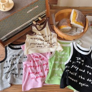 Vest Children Tank Top 2023 Summer Korean Baby Girls Letters T Shirt ärmlösa Väst barnkläder Toddler Camisole Sticked 2 till 8 år 230630