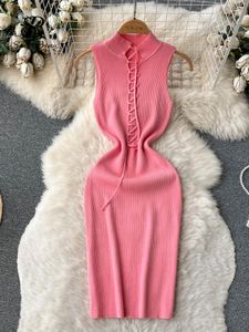 Casual Dresses Singreiny 2023 Summer Sexig stickad midi -klänning ärmlös ihålig ut smal strand sundress retro spetsar upp ren bodycon