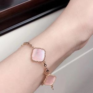 Fashion Classic necklace jewelry 4 Four Leaf Clover Charm pale pink colour with diamonds Designer Necklaces bracelet earring Chirstmas Thanksgiving Wholesale