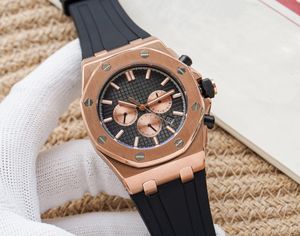 New Top Classic Three Eyes Watch Factory Mens Watch Luxury Designer 41MM Watches Automatic Movement Rubber Strap Wristwatch