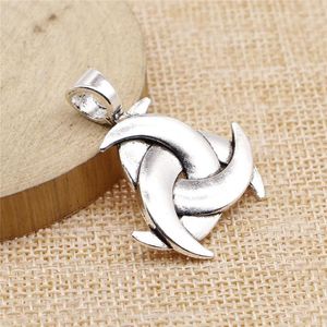 Encantos 4pcs 36x30mm Lucky Triquetra Amuleto Jóias Fazendo Sinal