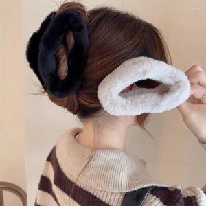 Hair Clips Winter Plush Claw Elegant Acrylic Hairpins Faux Fur Clip Barrette Crab Headwear For Women Girls Accessories 2023