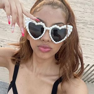 Sonnenbrille Männer Frauen Luxus Perle Mode Herz-förmigen Sonnenbrille Übergroßen UV400 Outdoor Brillen Hip Hop Für Party