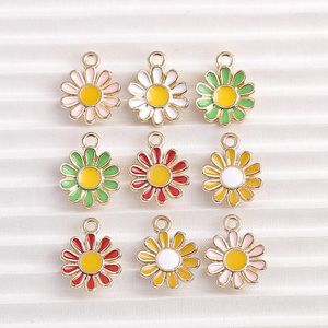 Charms 10pcs 11x15mm DIY damla küpeler için sevimli renkli emaye çiçek