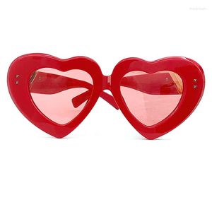 Güneş gözlüğü kalp şekli moda kadın marka tasarımcısı yüksek kaliteli kadın tonları