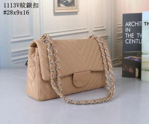 Borsa a mano di design Borsa a tracolla con catena Borsa a tracolla con patta Borse Borsa a quadri in filo di velluto Doppie lettere Solido Hasp Vita Strisce quadrate Borse da donna di lusso