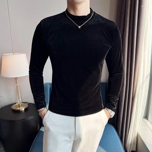 Men's T-skjortor 2024 Autumn Winter T-shirts män långärmad avslappnad silm passar toppar brittiska svart strech halvturtleneck skjorta man