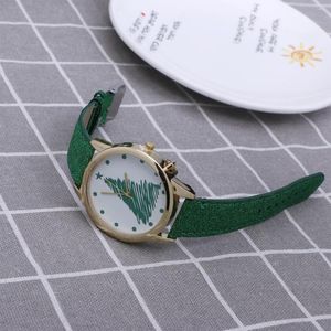 Wristwatches Green Christmas Tree Watch Festival Wrist Gift Minimalist Xmas Adjustable For Ladies Birthday