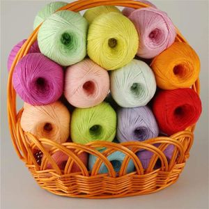 Garn Hilos Cotton Silk virkningstråd Skeins Kvinnor Summerklänningar Spetstrådar för Sticking Lurex Luxruy Clothes Hand Knit3044