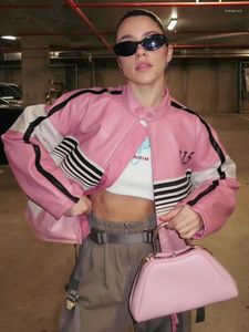 Kvinnor läder rosa jacka stand-up krage rockar kläder höst vinter lång ärm bokstäver trycker cyklare jackor streetwear