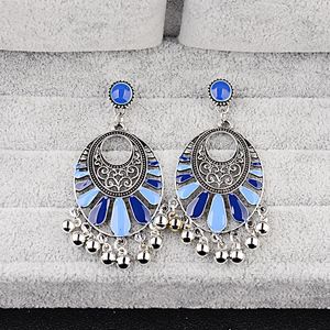 Orecchini pendenti vintage etnici a goccia cava a olio ovale per donna Lady argento colore campana in metallo nappa orecchino gioielli Jhumka