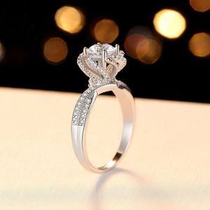 Diamond Ring Women's Network Red Couple's Ring Flower Silver Plated Imitation Diamond Proposal Mo Sang Stone Can Adjust Advanced Sense