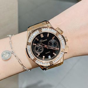 Wristwatches Fashionable Quartz Bracelets Large Dial Multifunctional In Women Vintage Watch Gift Luxury