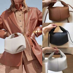 Luxury Bag Bento Bag Full Grain textured smooth cowhide tote bag Designer zipper close Crossbody Bag Women's Hobo Bag Shoulder bag Purse