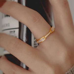 Shell Inlaid Diamond Titanium Steel Ring for Female White Fritillaria, Small and Popular Light Luxury Fashion Versatile Point Finger Colorless Ring