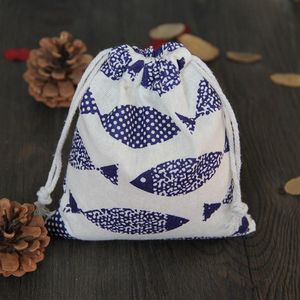 Vintage Balık Baskılı Keten Drawstring Çantası 9x12cm 11x14cm 13x17cm 50 Doğum Günü Düğün Partisi Şeker Çuval Takı Packgi335a