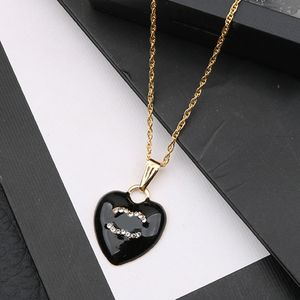 Stamp Fashion Choker Necklace Designer Jewelry Gold Plated Brand Letter Pendant Necklaces for Women Wedding Jewellery