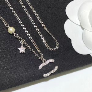 Luxury Designer Pendant Necklaces for Women Choker Pendants Alloy 18K Gold Plated Silver Plated Letter For Women Wedding Jewelry
